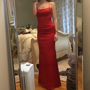 Red Sherri Hill Prom Dress
